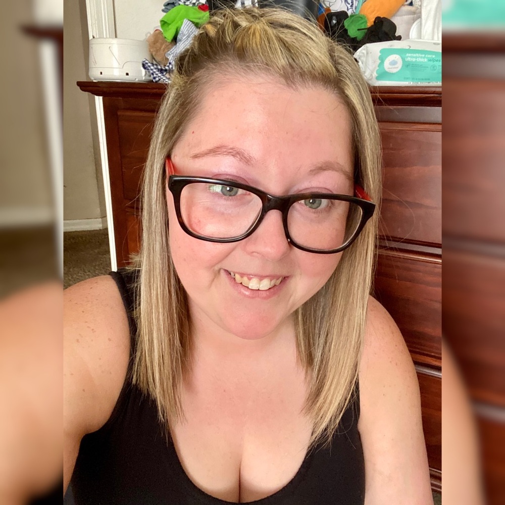 Hey Guys! I'm Lindsey 🙋‍♀️